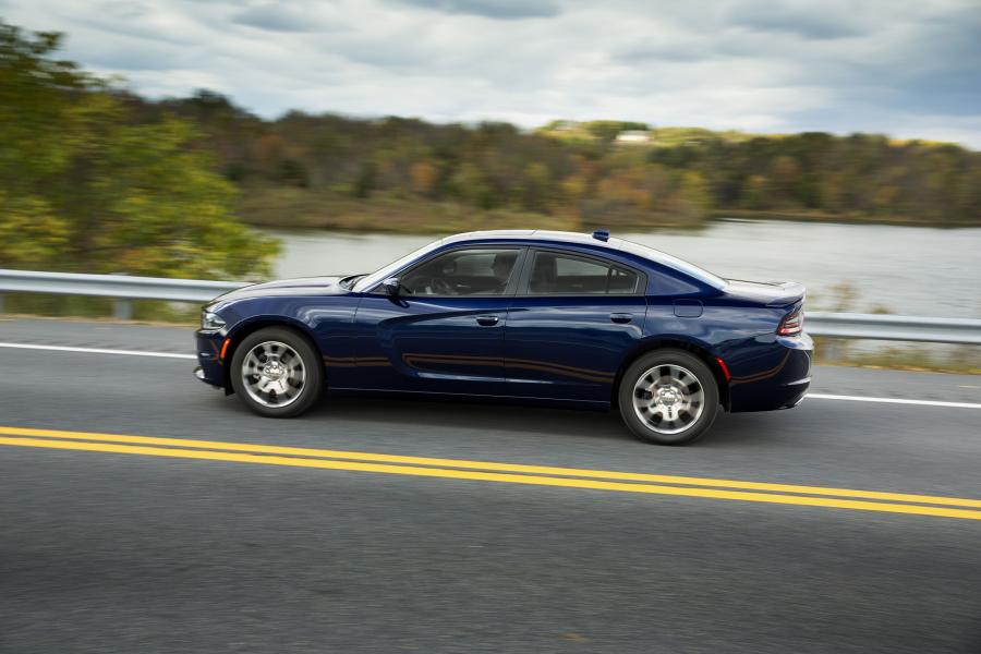  Dodge Charger SXT Rallye AWD 2015 года  (фото 5 из 7)